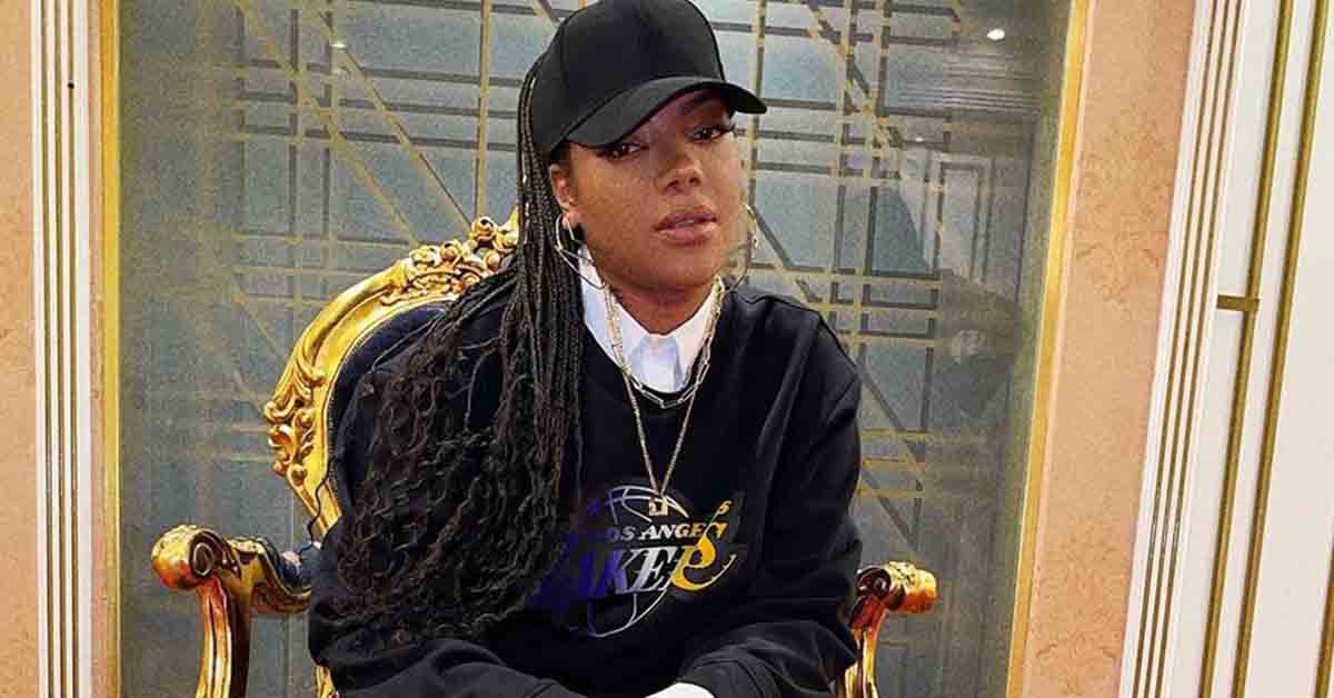 Ludmilla fez festa em casa antes de cantar em hotel de luxo