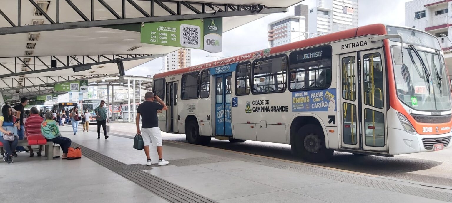 Tarifa Zero no transporte coletivo de Campina começou no domingo, com o dobro de passageiros do periodo normal