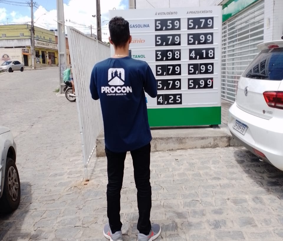 ​Pesquisa: Procon-CG destaca que menor preço do litro de gasolina chega a R$ 5,43 no Distrito Industrial