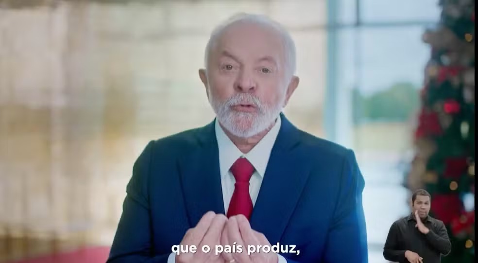 ​Lula vê 2024 como ano de 'colheita', critica discurso de ódio e pede união: 'Que o Brasil abrace o Brasil'