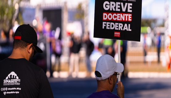 ADUFCG promoverá ato para cobrar cumprimento de acordo da greve e protestar contra cortes de verbas