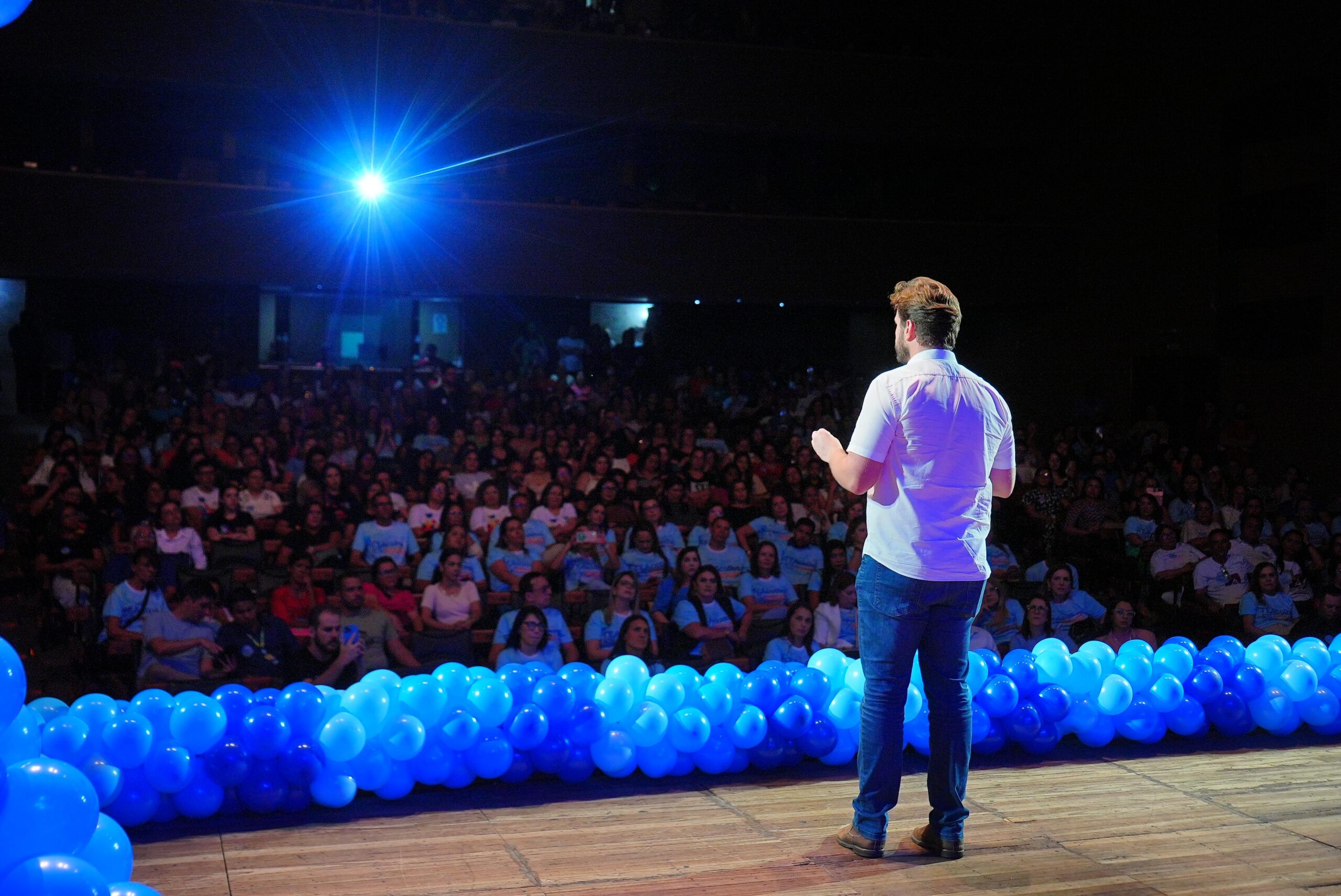 Mais de 700 pessoas participam do IV Encontro Municipal sobre o Autismo