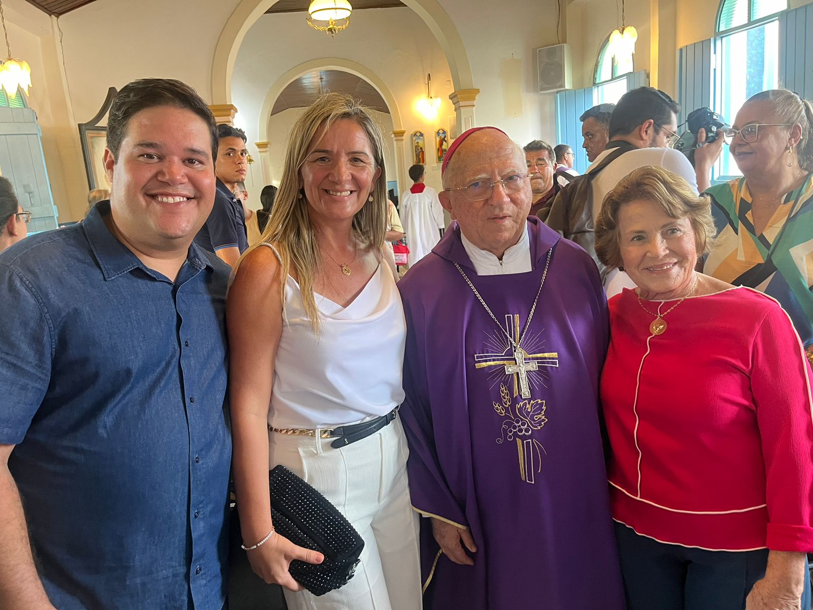 ​Em Solânea e Arara, ex-Senadora Nilda Gondim participa de peregrinação ao Santuário Padre Ibiapina, nos 141 anos de sua morte