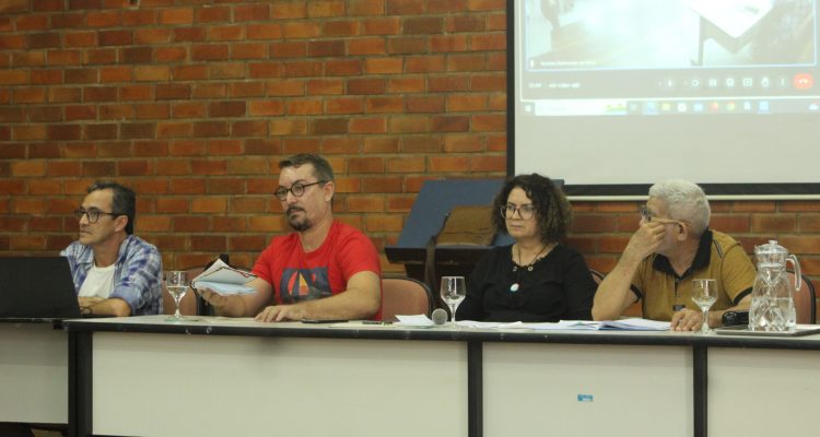 Professoras e professores da UFCG aprovam greve a partir desta segunda-feira DIA 10 DE JUNHO