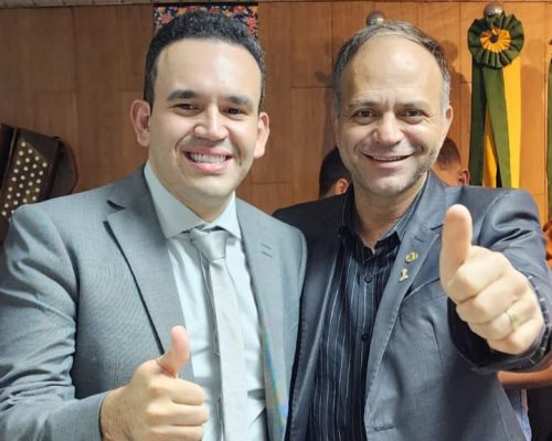 CIDADANIA CAMPINENSE concedida ao médico Jhony Bezerra é elogiado pelo vereador Bruno Faustino