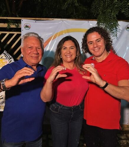 ​Veneziano participa ao lado do prefeito Zé Aldemir e lideranças de evento de fortalecimento do MDB, em Cajazeiras