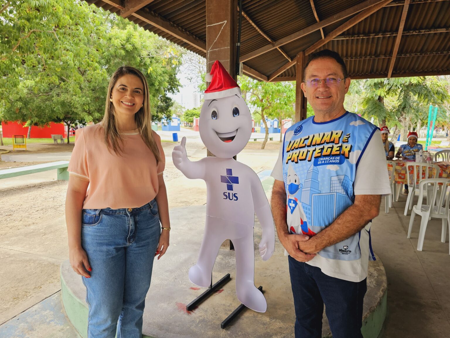 Em primeiro dia como secretária adjunta de Saúde, Carol Gomes acompanha o Dia D de multivacinação em Campina Grande